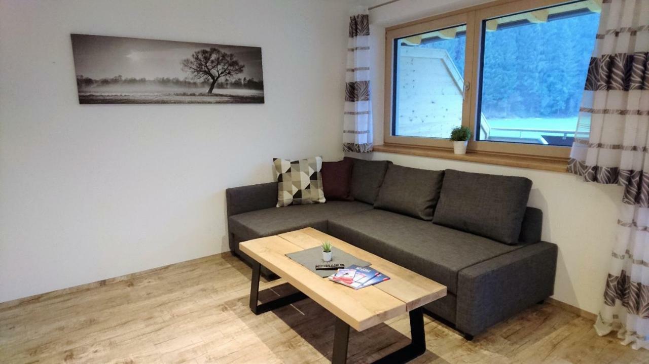 Apart Troppmair Aschau Im Zillertal Exteriör bild